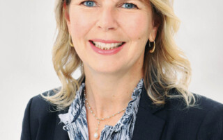 Marie-Laure Berké, Directrice, Conseil aux entreprises, Compliance et Reporting